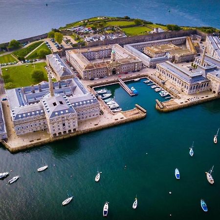 Two-Bedroom Apartment At Royal William Yard, Plymouth Bagian luar foto