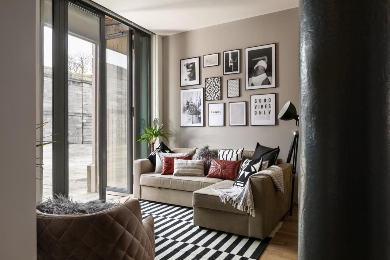 Two-Bedroom Apartment At Royal William Yard, Plymouth Bagian luar foto
