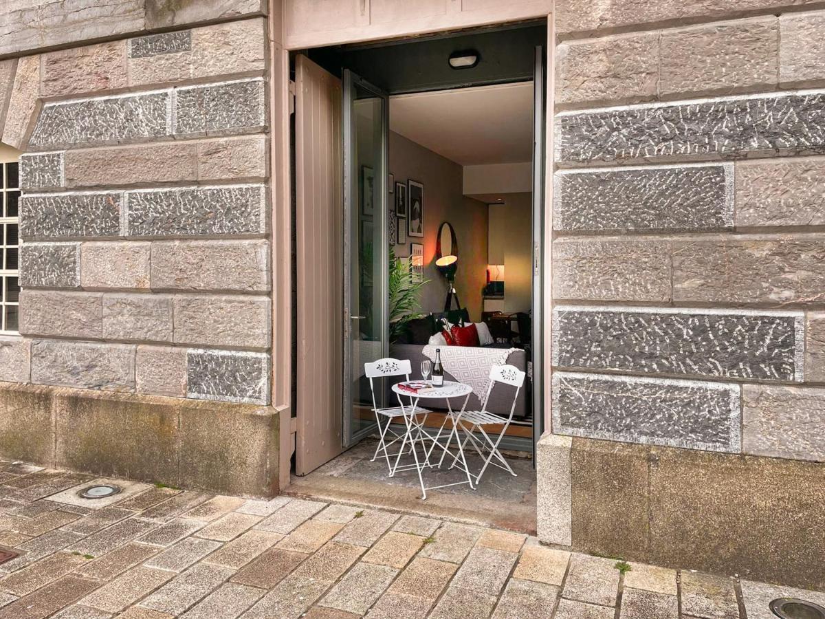 Two-Bedroom Apartment At Royal William Yard, Plymouth Bagian luar foto