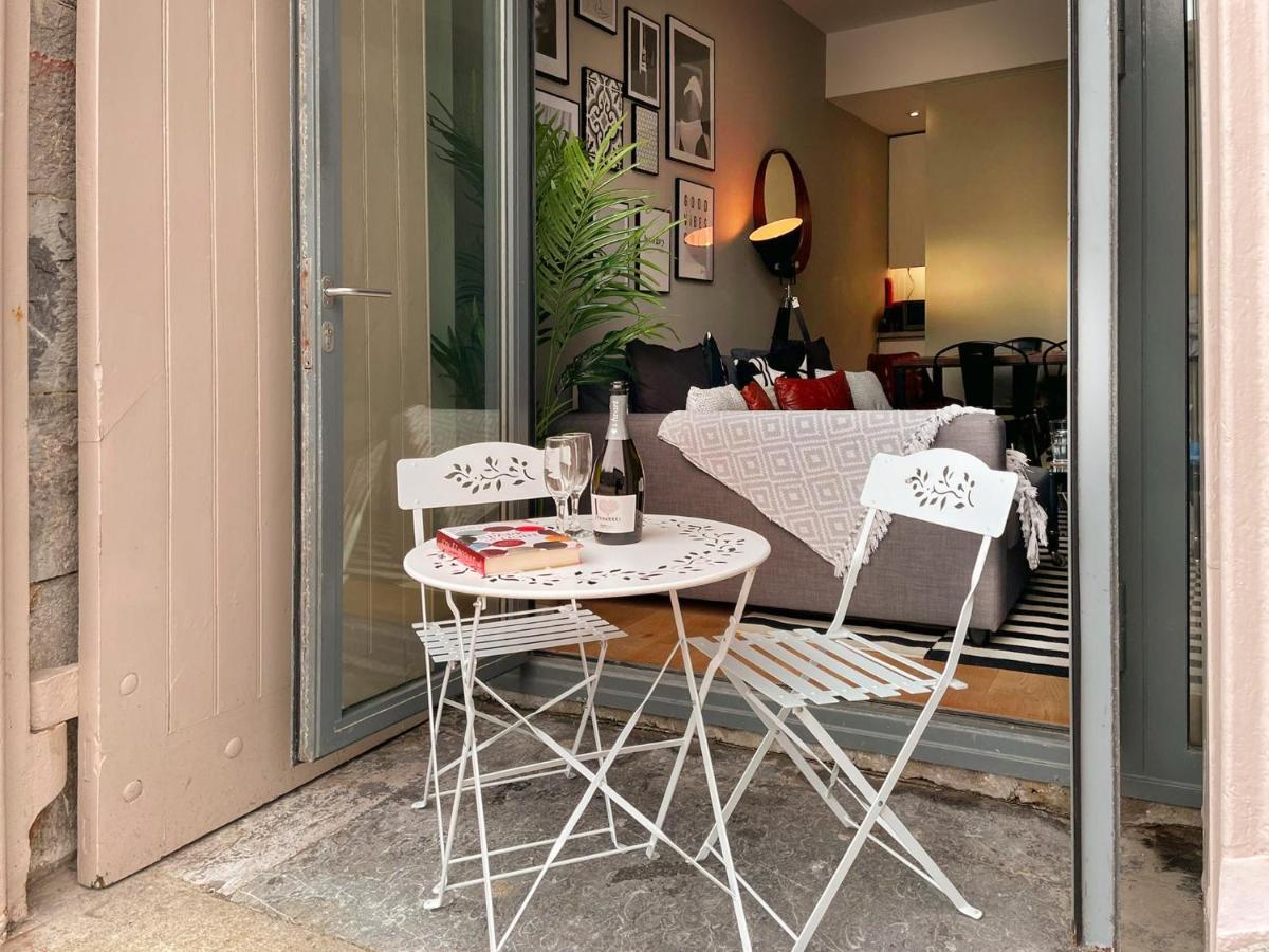 Two-Bedroom Apartment At Royal William Yard, Plymouth Bagian luar foto